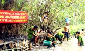 Nỗ lực học tập và làm theo gương Bác, góp phần xây dựng lực lượng Công an nhân dân cách mạng, chính quy, tinh nhuệ, từng bước hiện đại