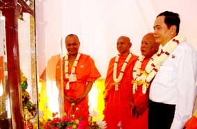 Khánh thành ngôi chánh điện chùa
Pitu Khôsa Răngsây