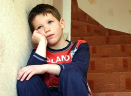 Trẻ bị bạo hành có nguy cơ cao mắc chứng tâm thần phân liệt