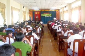 Tập trung triển khai thực hiện Nghị quyết Trung ương 4, xây dựng Đảng bộ trong sạch vững mạnh