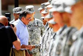 Mỹ cảnh báo binh sĩ 
tại Afghanistan cần hành xử đúng mực