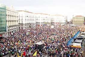 Dân Tây Ban Nha lại biểu tình chống “thắt lưng buộc bụng”