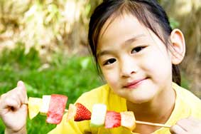 Biện pháp giúp trẻ phòng bệnh mùa hè