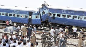 Tai nạn tàu hỏa thảm khốc 
ở Ấn Độ