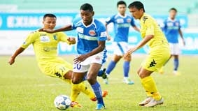 Ngôi đầu bảng của hà nội T&T đối mặt nguy cơ