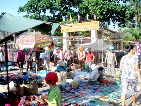 Chợ phiên miệt vườn