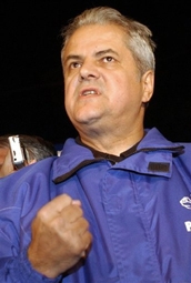 Cựu Thủ tướng Roumanie tự sát bất thành