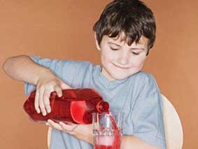 Thức uống có ga hại sức khỏe 

giống như thuốc lá và bia rượu