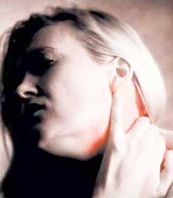 50% số ca ung thư đầu và cổ có liên quan đến thuốc lá