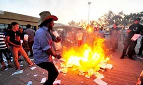 Bạo lực bùng phát đe dọa bầu cử Quốc hội Libye