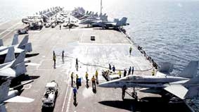 Mỹ và Iran đồng loạt chuẩn bị để đối đầu