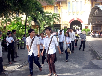 Diễn ra an toàn, nghiêm túc