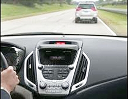 Công nghệ mới giúp xe 
tránh va chạm