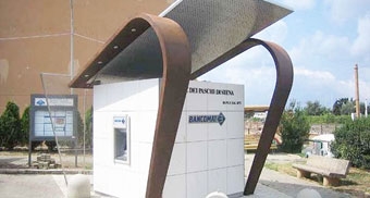 Máy ATM năng lượng mặt trời dành cho khu vực nông thôn