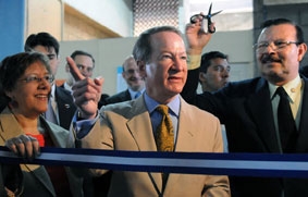 Mỹ mở rộng cuộc chiến chống 
ma túy sang châu Phi