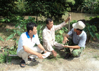 Học theo gương Bác làm nhiều việc thiện