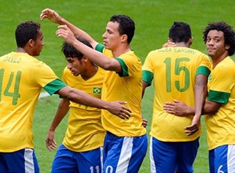 Tây Ban Nha bị loại, Brazil khẳng định sức mạnh