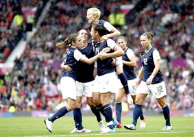 Môn bóng đá nữ Olympic 
xác định các cặp đấu tứ kết