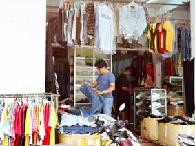 Không thiếu sản phẩm "độc, đẹp" từ hàng si-đa