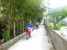 Thiết thực làm theo gương Bác