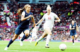 Hai nhà vô địch gặp nhau