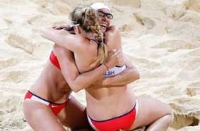 Kỳ tích bóng chuyền bãi biển Mỹ