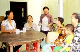 Cùng góp sức xây dựng nông thôn mới