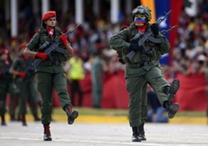 Venezuela thành lập lực lượng du kích
chống lại âm mưu xâm lược của Mỹ