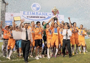 SHB Đà Nẵng vượt qua của hẹp