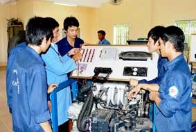 Cần đầu tư nguồn lực để thu hút thí sinh