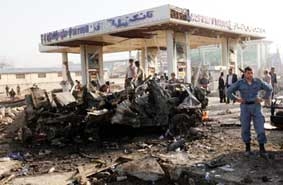 Mỹ và NATO đình chỉ 

các chiến dịch chung 

với quân đội Afghanistan