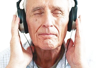 Đi theo nhịp nhạc có thể giúp ích cho bệnh nhân Parkinson