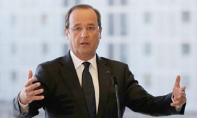 Pháp: Uy tín Tổng thống Hollande giảm mạnh