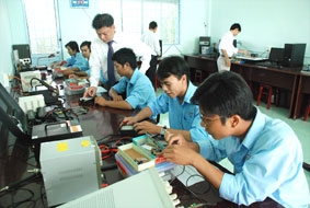 Cần tập trung tuyên truyền sâu rộng 
Chiến lược phát triển giáo dục đến năm 2020