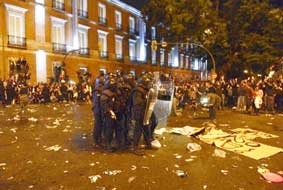 Biểu tình diễn ra rầm rộ 
tại Thủ đô Madrid