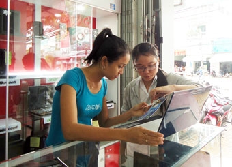Chọn mua laptop 
cho sinh viên