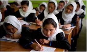 Anh có thể phải đóng cửa một số cơ sở y tế và giáo dục ở Afghanistan