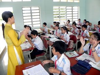 MỖI THẦY CÔ LÀ MỘT TẤM GƯƠNG SÁNG