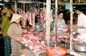 Nguồn cung tăng, 
giá giảm và bình ổn