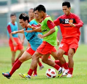 Tuyển Việt Nam đừng lạc quan quá sớm?