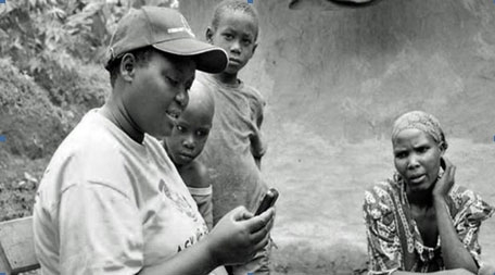 CKW biến điện thoại di động thành phương tiện hữu ích cho người nghèo