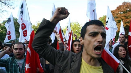 Người dân Thổ Nhĩ kỳ phản đối chiến tranh với Syrie