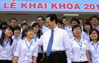 Thủ tướng Nguyễn Tấn Dũng dự Lễ Khai Khóa ĐHQG TPHCM