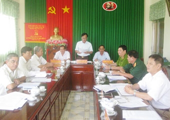 Thực hiện việc kiểm điểm, tự phê bình và phê bình nghiêm túc, nhằm tạo sự chuyển biến thật sự về mọi mặt