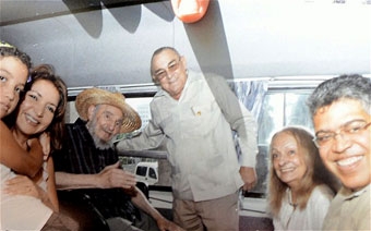 Lãnh tụ Fidel Castro xuất hiện trước công chúng