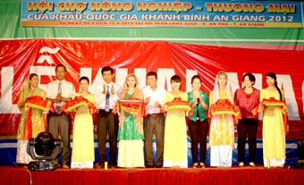 “Điểm nhấn” trong phát triển kinh tế biên giới ở An Giang