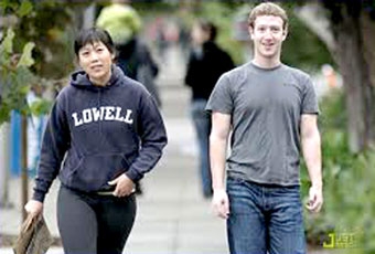 Mark Zuckerberg   “tru&#768;m” Facebook gia&#777;n di&#803; va&#768; ta&#768;i năng