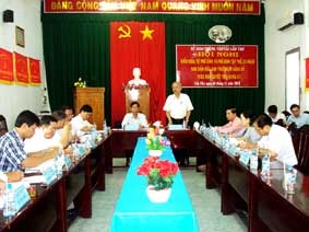 Ban Giám đốc, Ban Thường vụ Đảng ủy Sở Giao thông Vận tải và lãnh đạo, Chi ủy Viện Kinh tế - Xã hội thành phố kiểm điểm theo Nghị quyết Trung ương 4