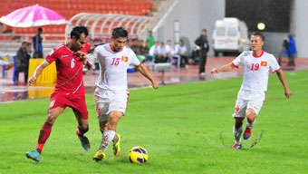 Việt Nam hòa Myanmar 1-1 trận mở màn