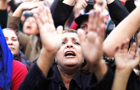 Biểu tình phản đối Tổng thống Morsi tiếp tục lan rộng